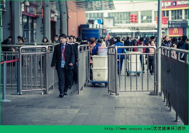 不想回傢過年怎麼辦啊，賺不到錢不想回傢過年(2)