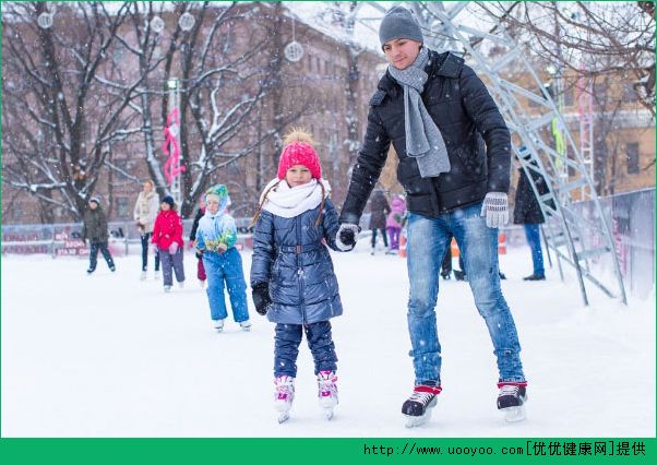 孩子多大可以滑雪？孩子滑雪註意事項有哪些？(2)