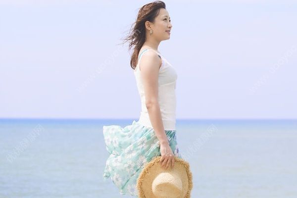 夏天旅遊穿什麼鞋？夏天出遊穿衣搭配(2)