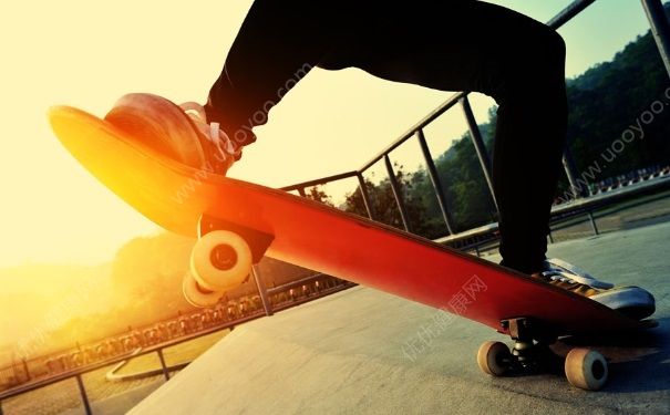 滑板能拿上飛機嗎?滑板可以隨身帶到飛機上嗎?(2)